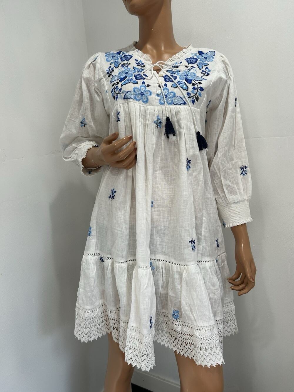 Zudio White Boho Tiered Mini Dress L Tassel BlueEmbroidered Puff Sleeve Tie Neck